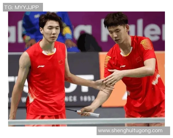 成都羽毛球队比赛经验引发热议球迷对战术和表现的不同看法分析