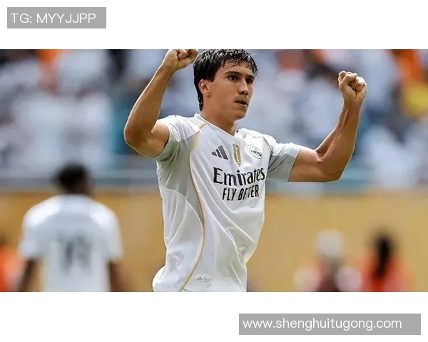 西班牙十大足球俱乐部之一皇家马德里签下新锋线猛将,重塑冠军雄心 西班牙十大足球俱乐部之一皇家马德里签下新锋线猛将,重塑冠军雄心